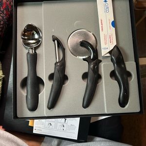 Reserved for @laumarken”